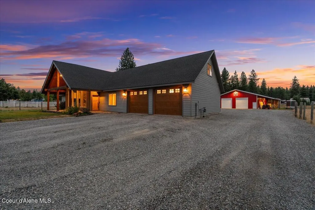 2239 E Glacier Road Hayden ID 83835