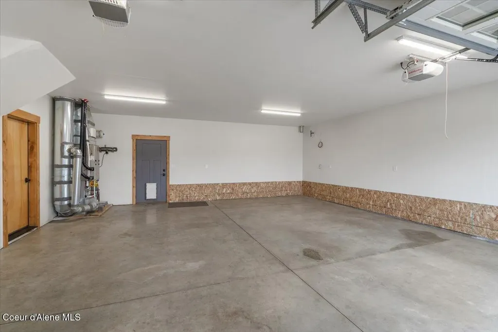 2239 E Glacier Road Hayden ID 83835