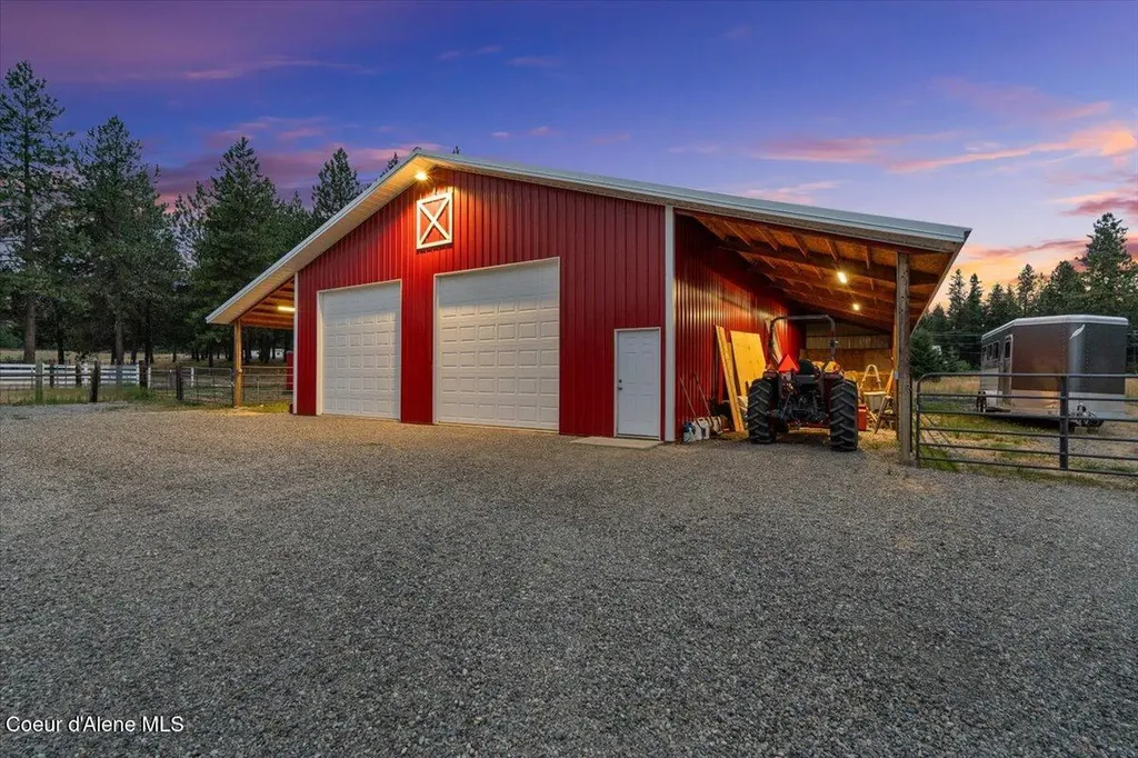 2239 E Glacier Road Hayden ID 83835