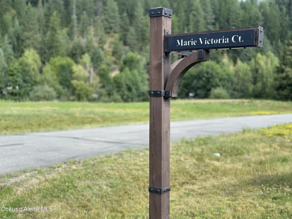 Nna Marie Victoria Court Sandpoint ID 83864