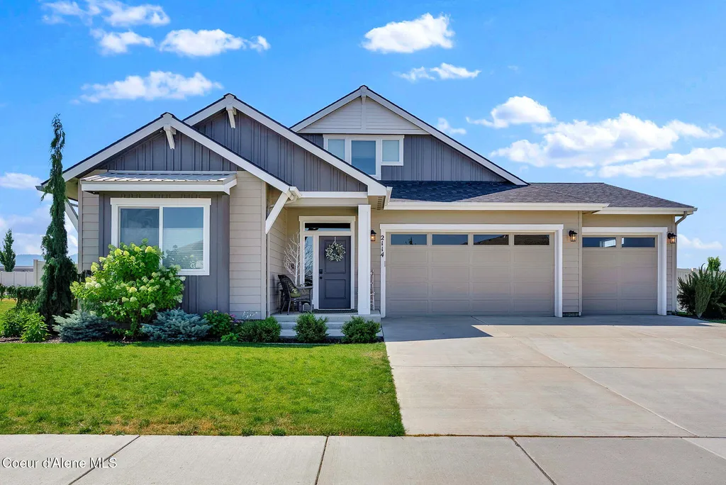 2114 W Okanogan Avenue Post Falls ID 83854