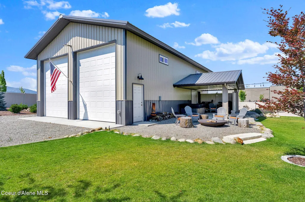 2114 W Okanogan Avenue Post Falls ID 83854