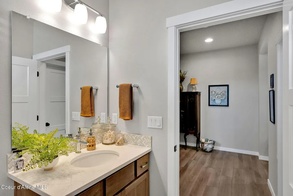 2114 W Okanogan Avenue Post Falls ID 83854
