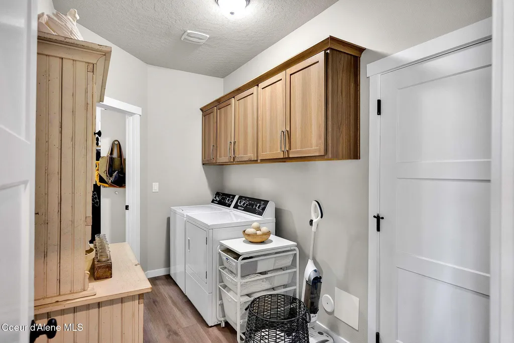 2114 W Okanogan Avenue Post Falls ID 83854