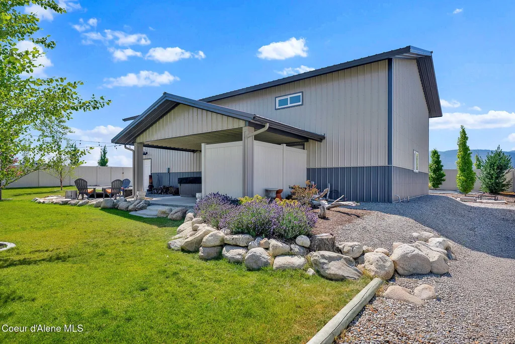 2114 W Okanogan Avenue Post Falls ID 83854