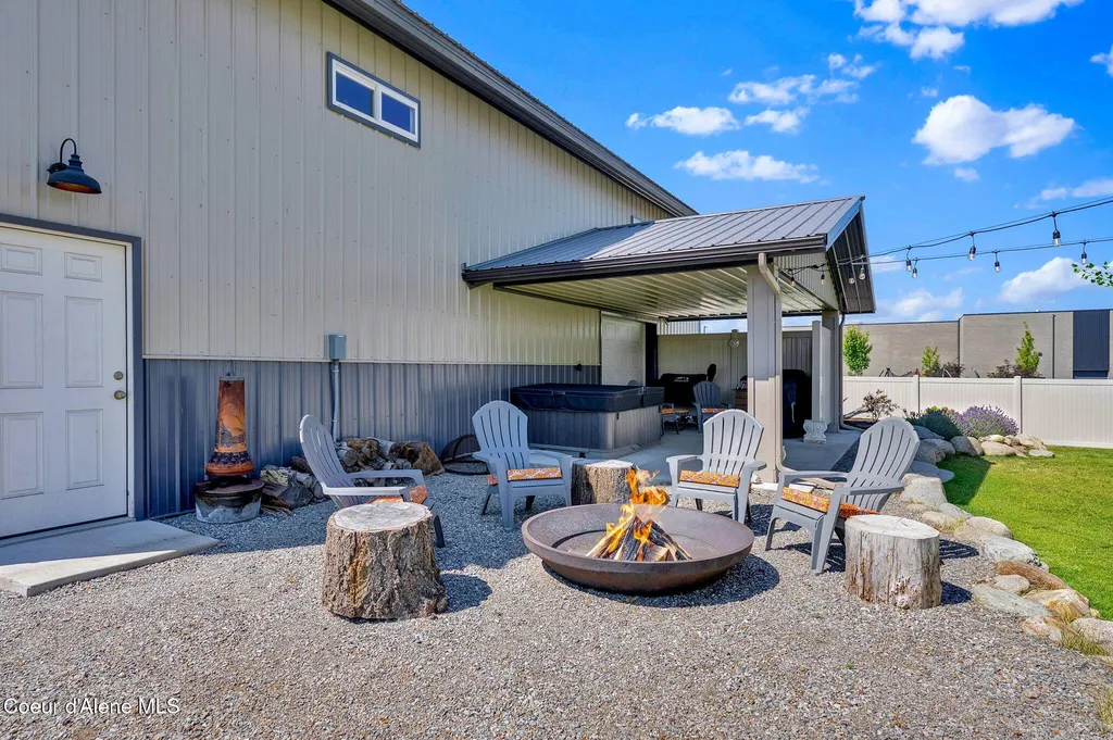 2114 W Okanogan Avenue Post Falls ID 83854