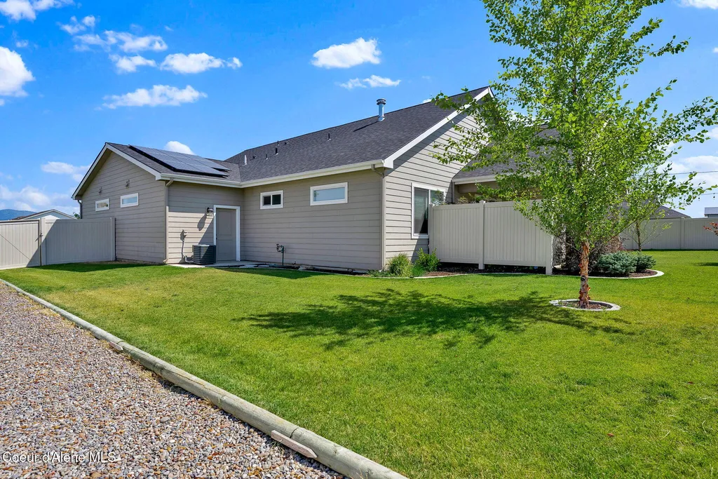 2114 W Okanogan Avenue Post Falls ID 83854