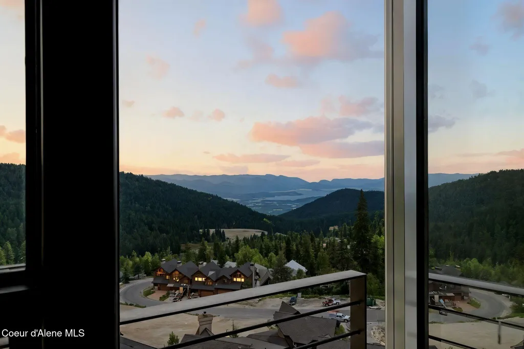 124 Village Lane Sandpoint ID 83864