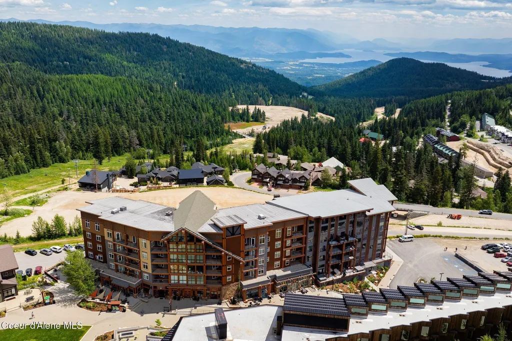 124 Village Lane Sandpoint ID 83864