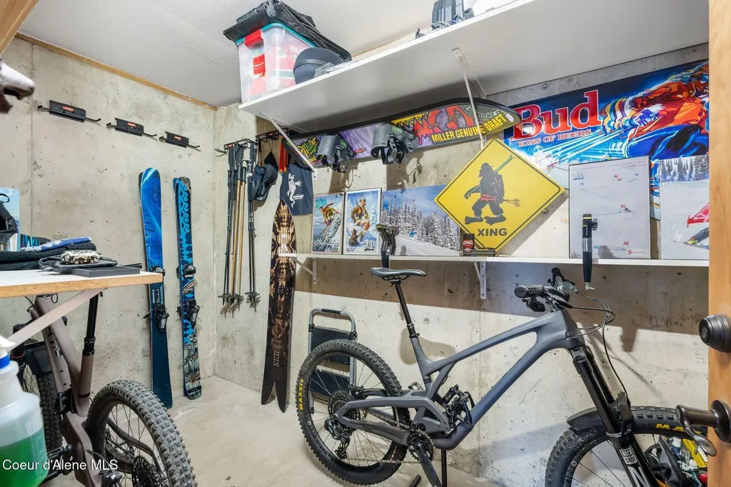 107 Cornice Court Sandpoint ID 83864
