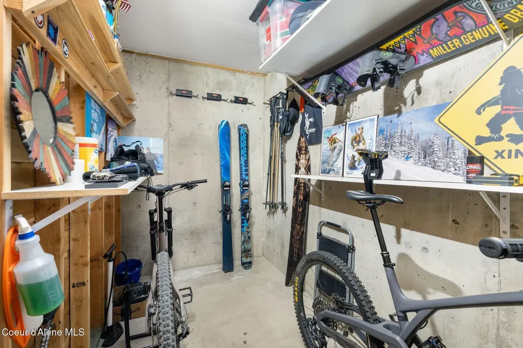 107 Cornice Court Sandpoint ID 83864