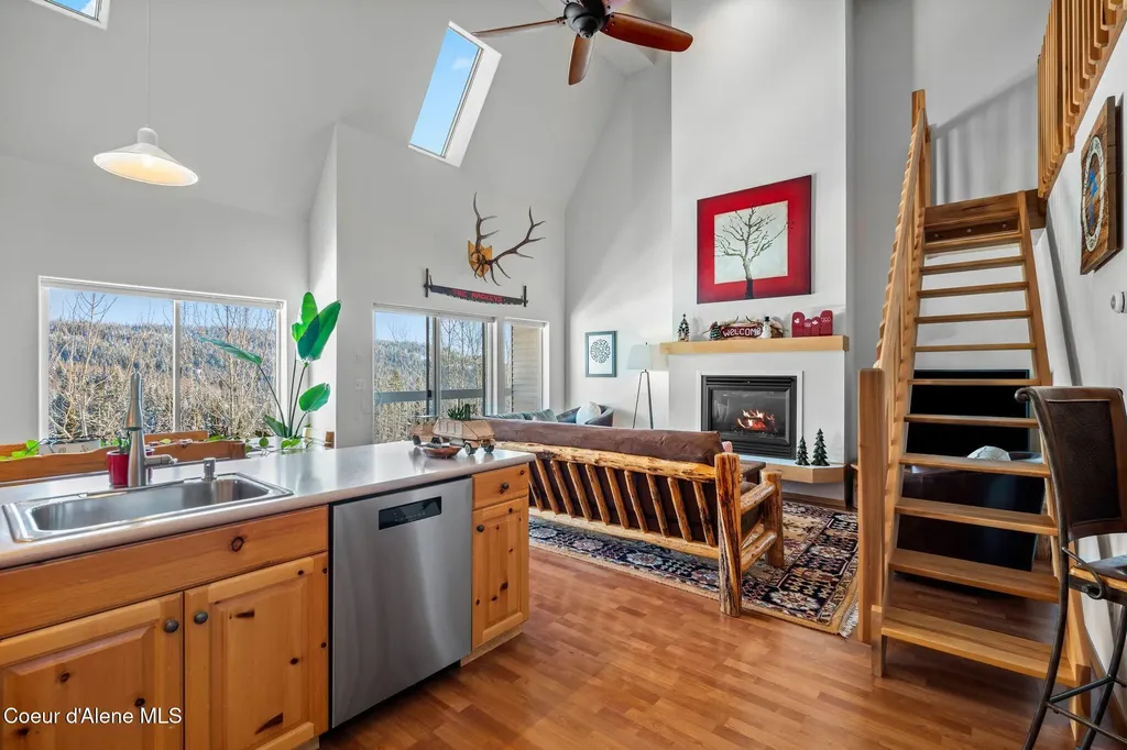 107 Cornice Court Sandpoint ID 83864