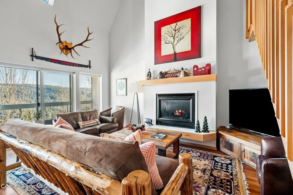 107 Cornice Court Sandpoint ID 83864