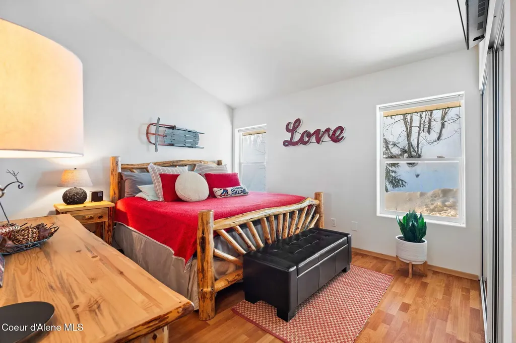 107 Cornice Court Sandpoint ID 83864