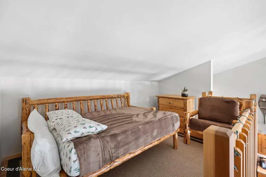 107 Cornice Court Sandpoint ID 83864
