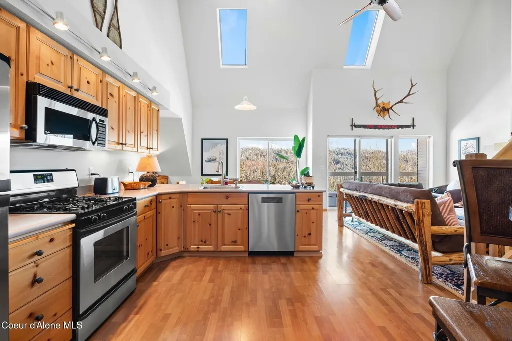 107 Cornice Court Sandpoint ID 83864