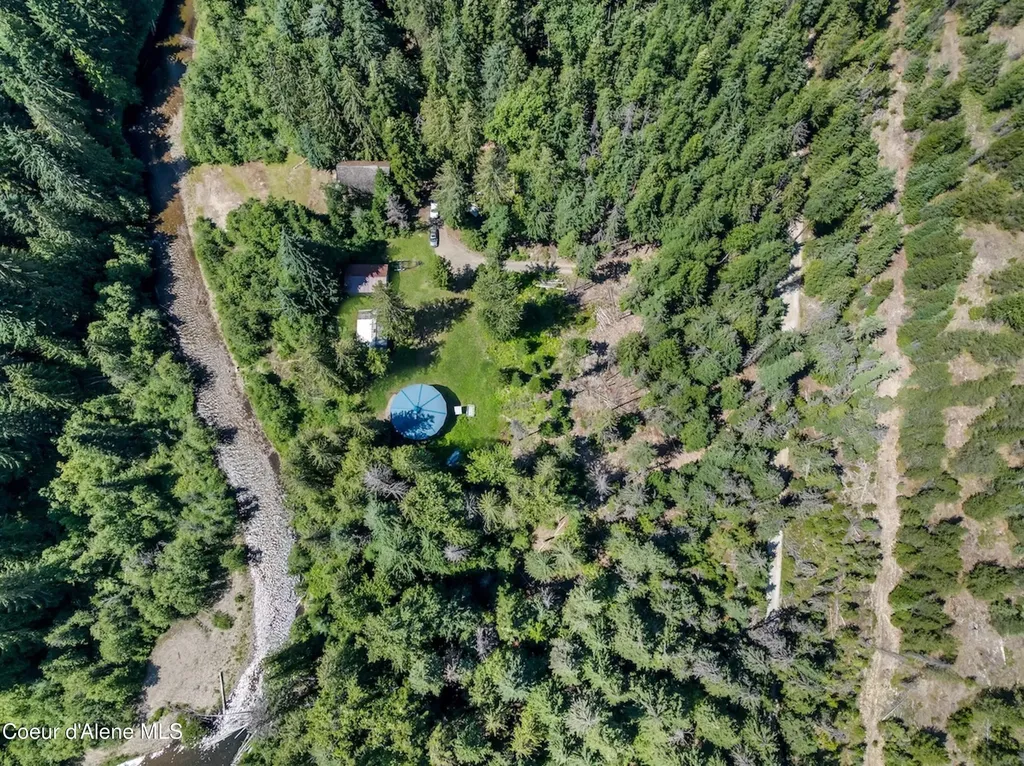 316 Granite Creek Road Nordman ID 83848