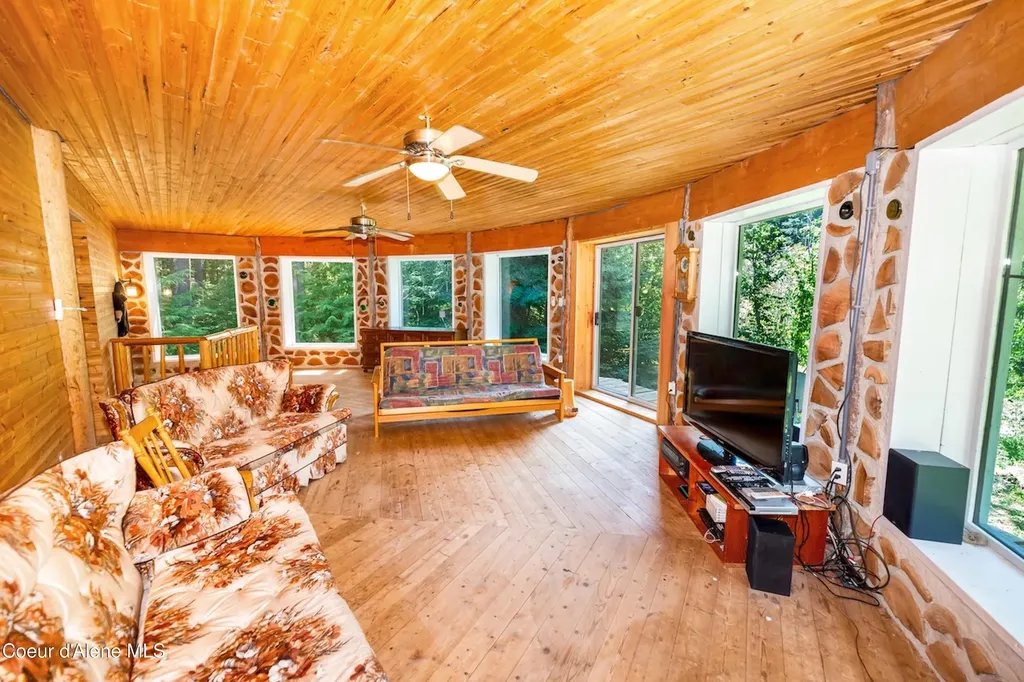 316 Granite Creek Road Nordman ID 83848