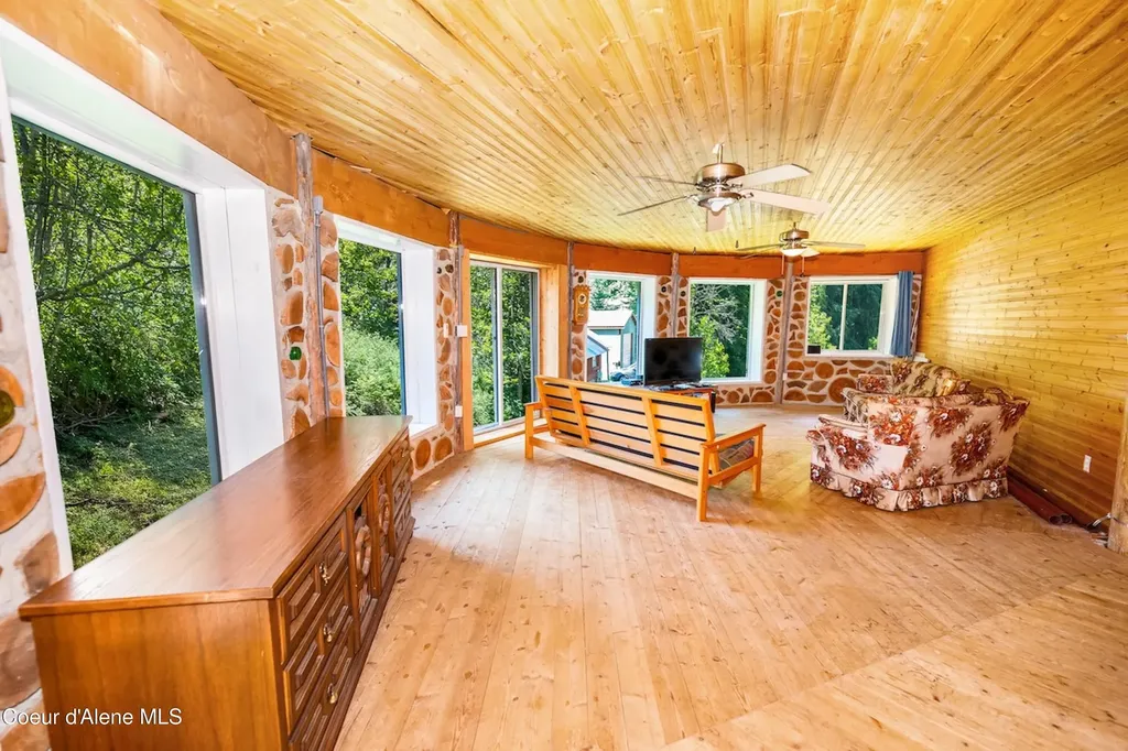 316 Granite Creek Road Nordman ID 83848