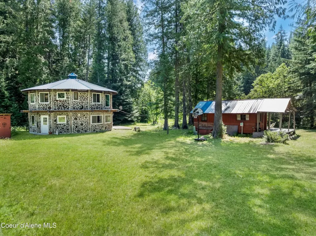 316 Granite Creek Road Nordman ID 83848