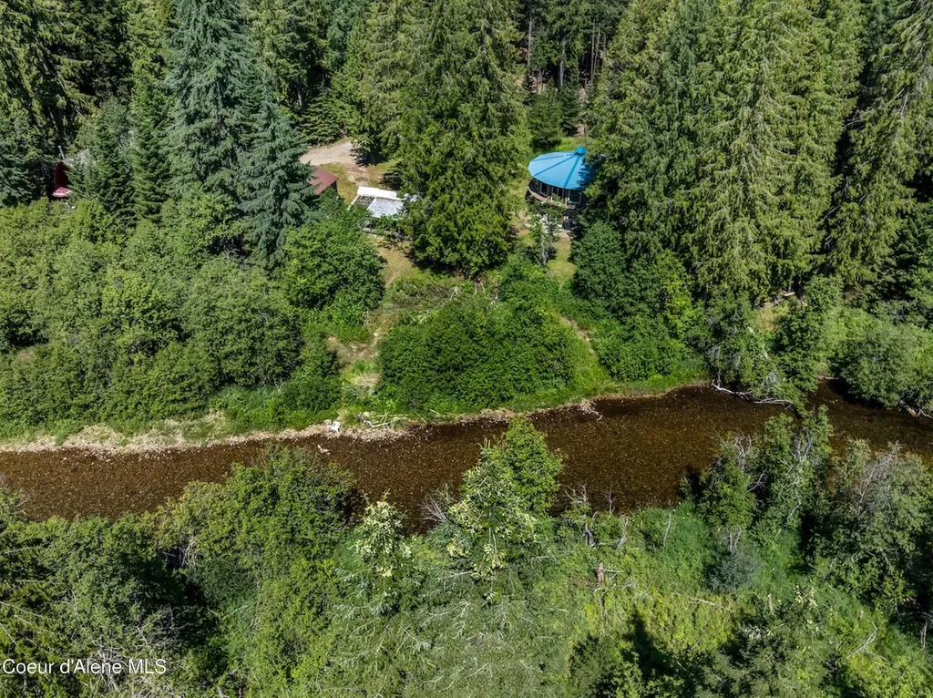 316 Granite Creek Road Nordman ID 83848