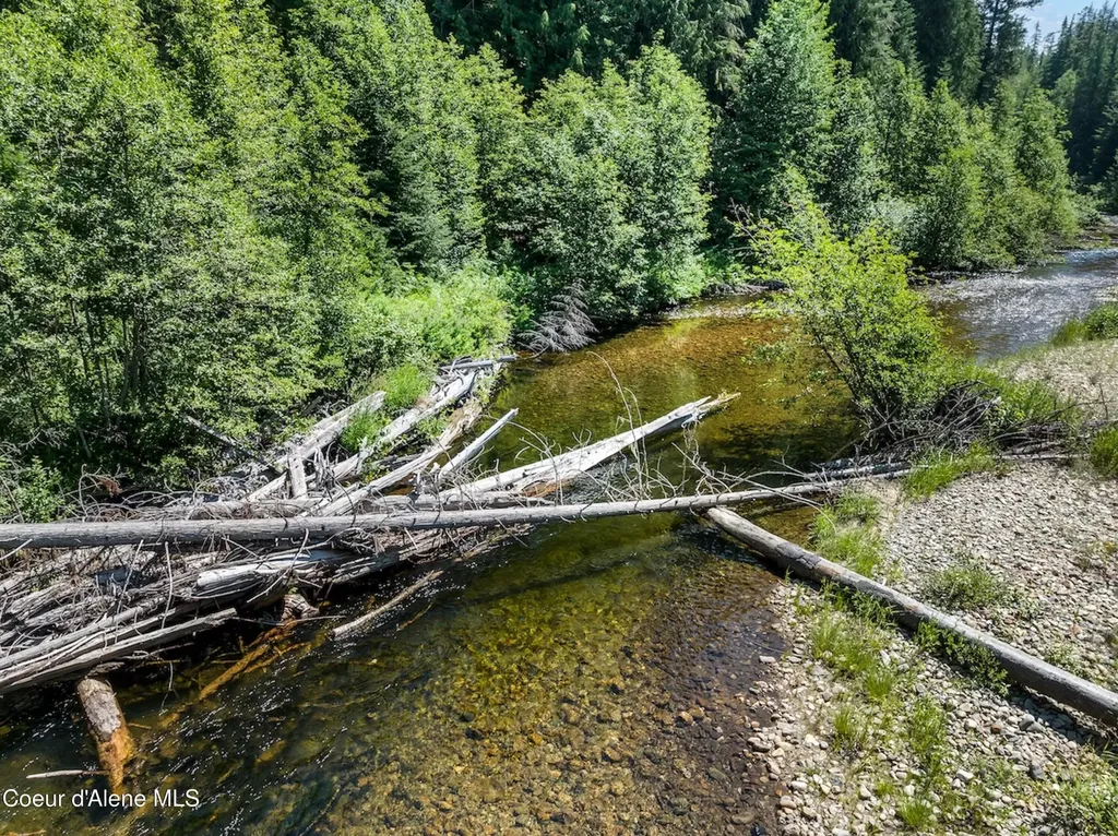 316 Granite Creek Road Nordman ID 83848
