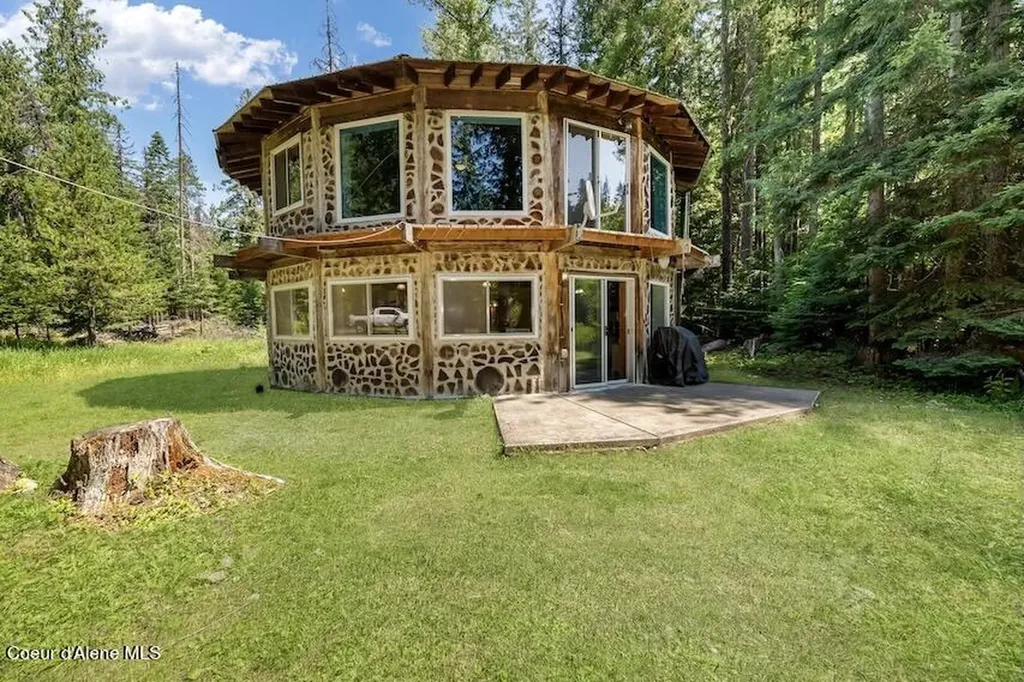 316 Granite Creek Road Nordman ID 83848