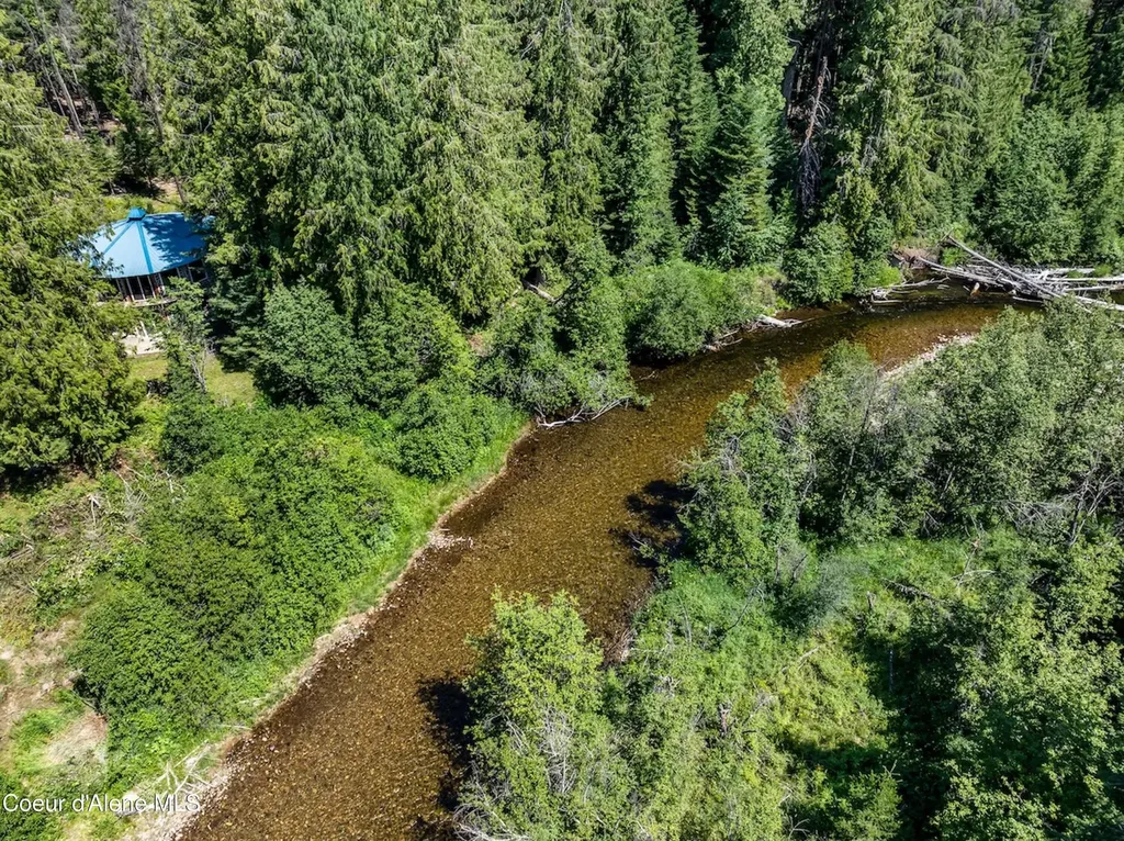 316 Granite Creek Road Nordman ID 83848