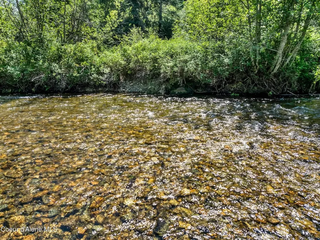 316 Granite Creek Road Nordman ID 83848