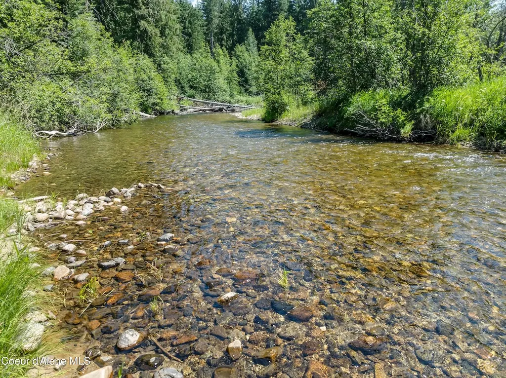316 Granite Creek Road Nordman ID 83848