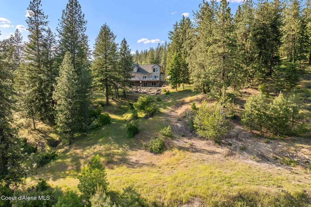 14802 N Mobbs Road Hauser ID 83854