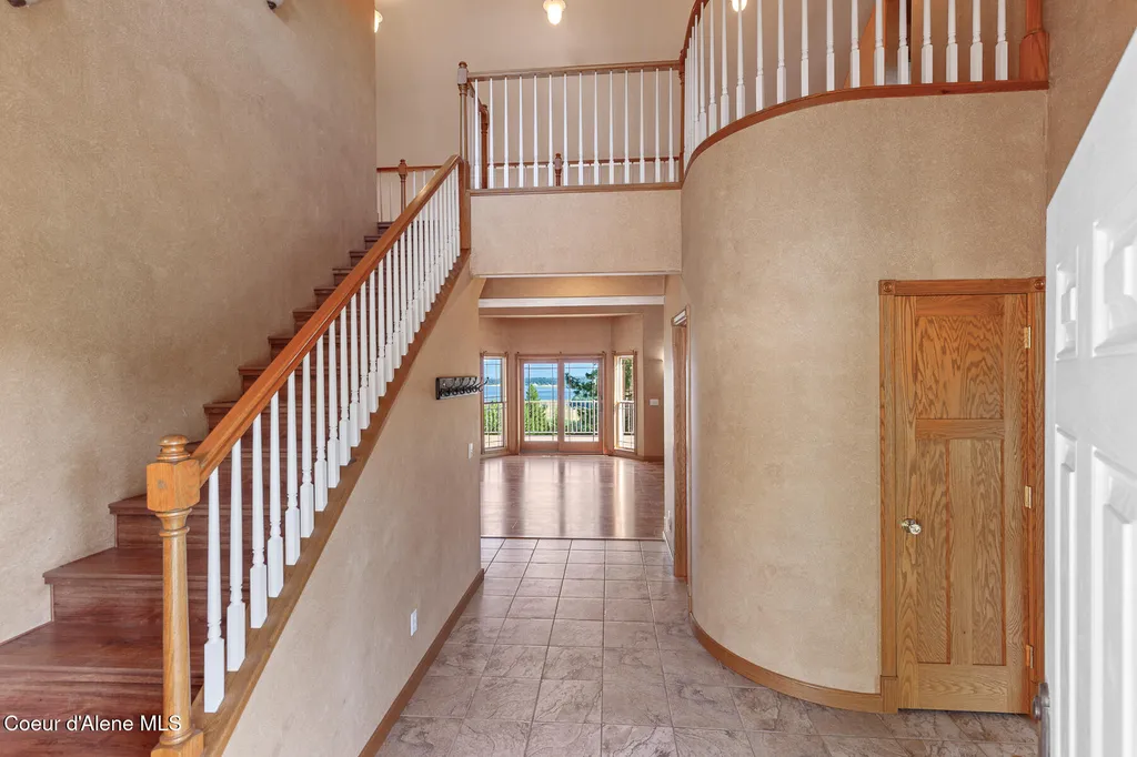 14802 N Mobbs Road Hauser ID 83854