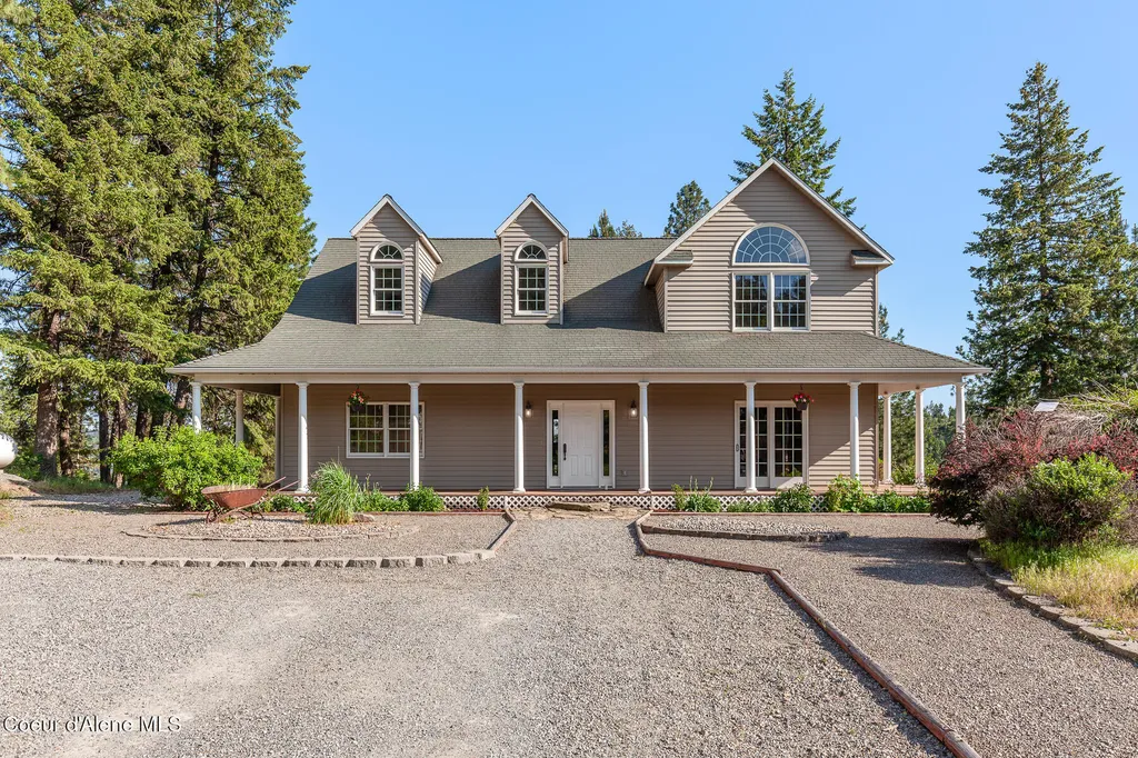 14802 N Mobbs Road Hauser ID 83854