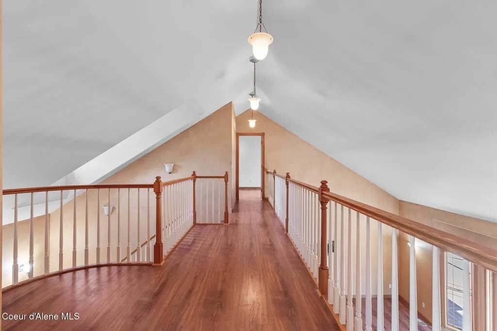 14802 N Mobbs Road Hauser ID 83854