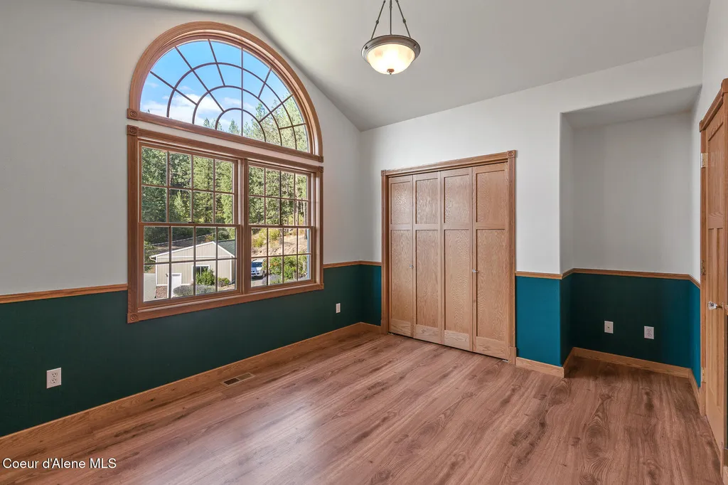 14802 N Mobbs Road Hauser ID 83854