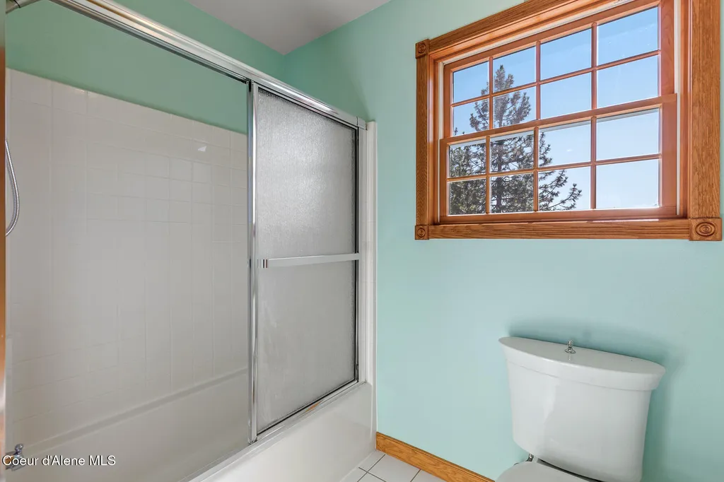 14802 N Mobbs Road Hauser ID 83854