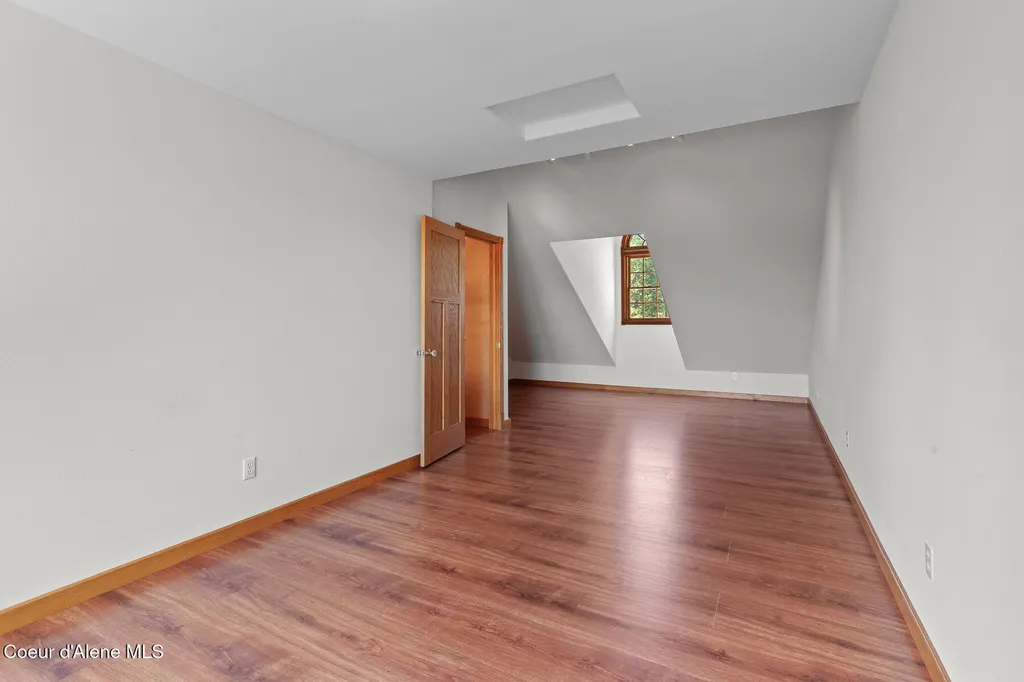 14802 N Mobbs Road Hauser ID 83854