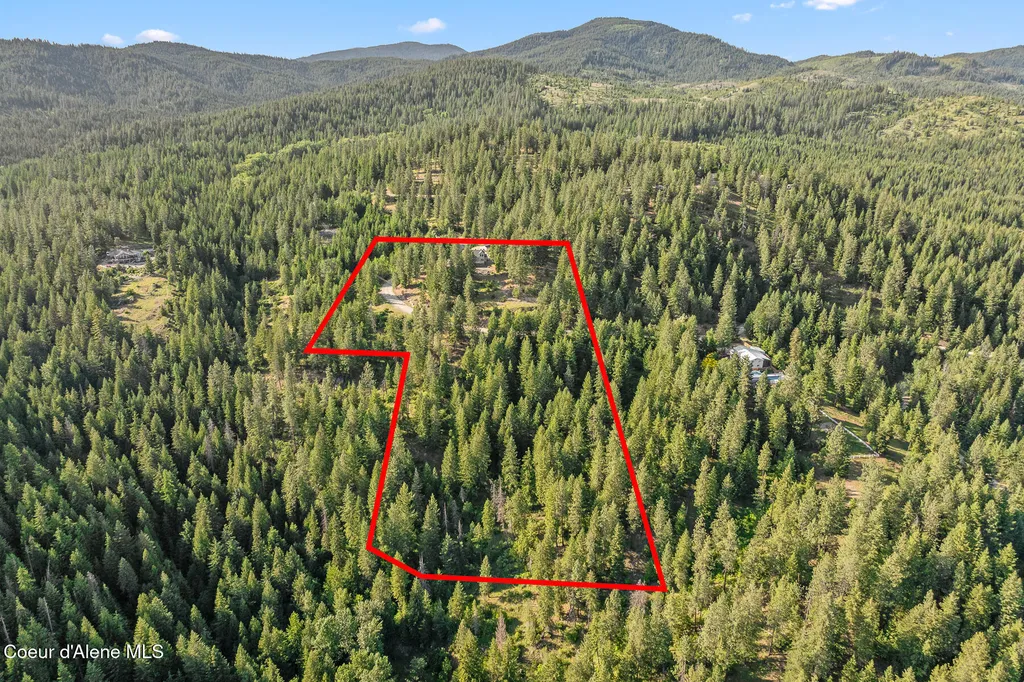 14802 N Mobbs Road Hauser ID 83854