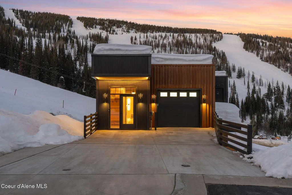 5 Chutes Lane Sandpoint ID 83864