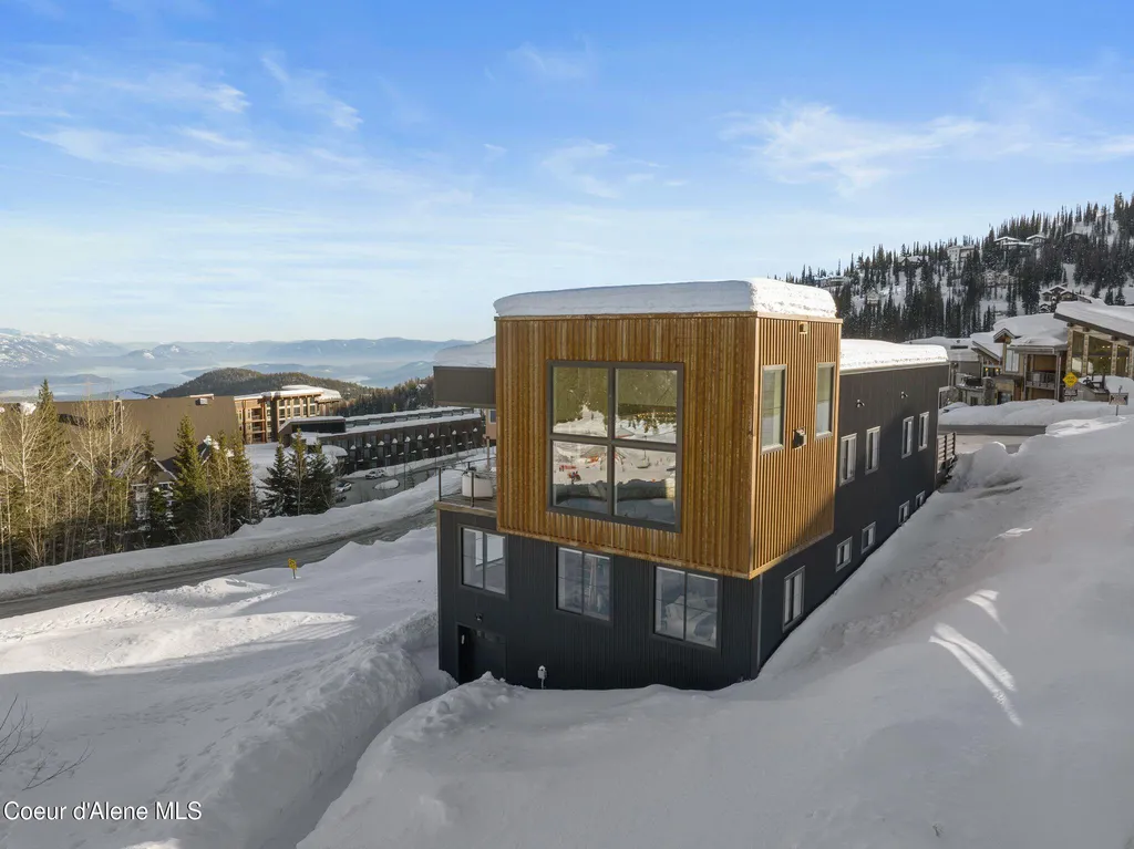 5 Chutes Lane Sandpoint ID 83864