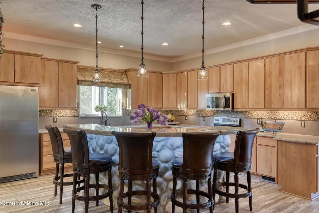 177 Rocky Ridge Road Cocolalla ID 83813