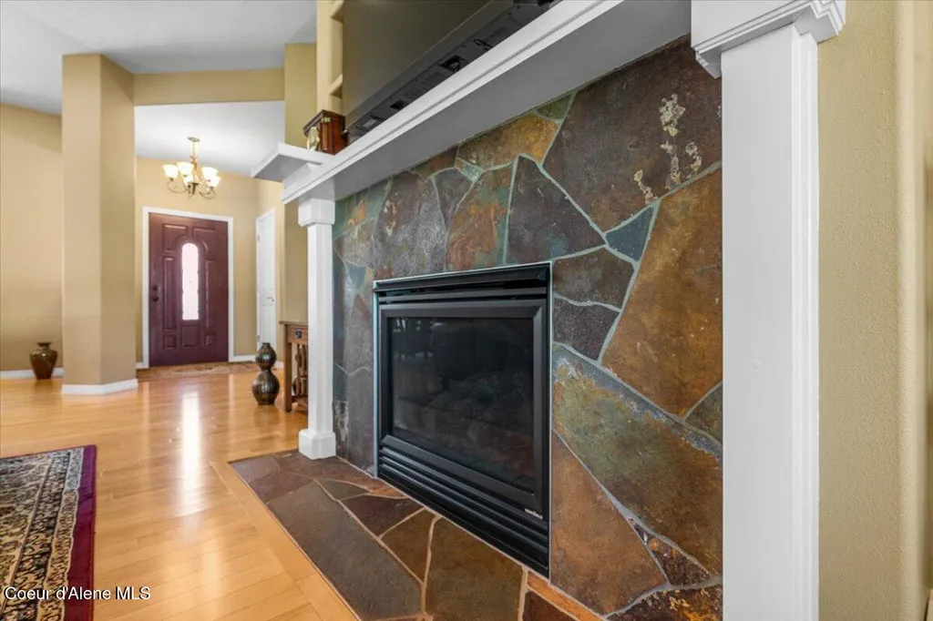 1287 W Grange Avenue Post Falls ID 83854