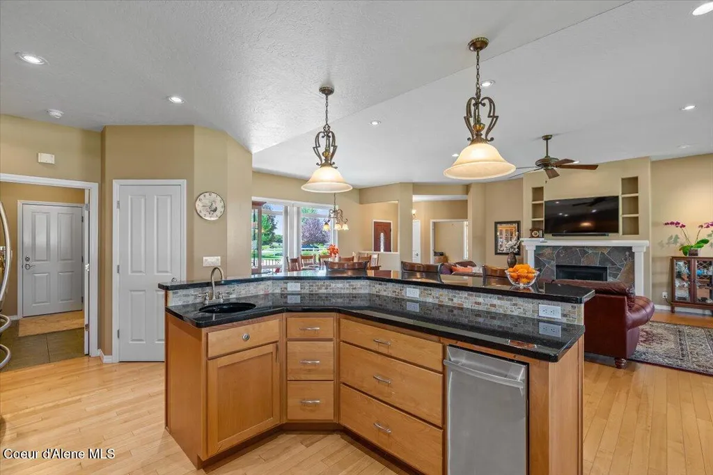 1287 W Grange Avenue Post Falls ID 83854