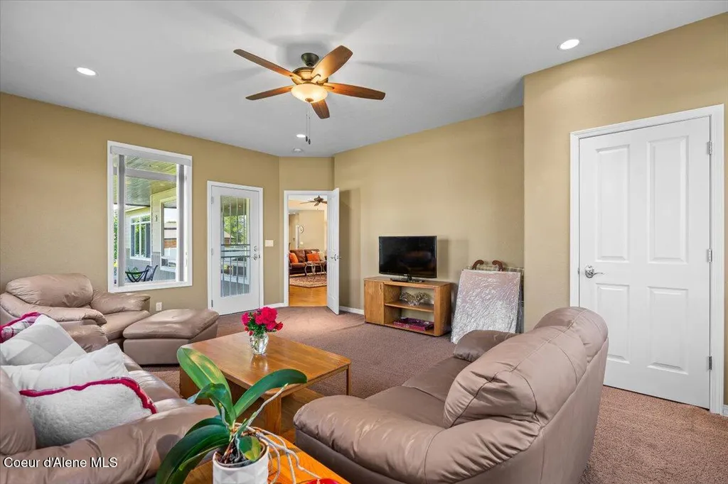 1287 W Grange Avenue Post Falls ID 83854