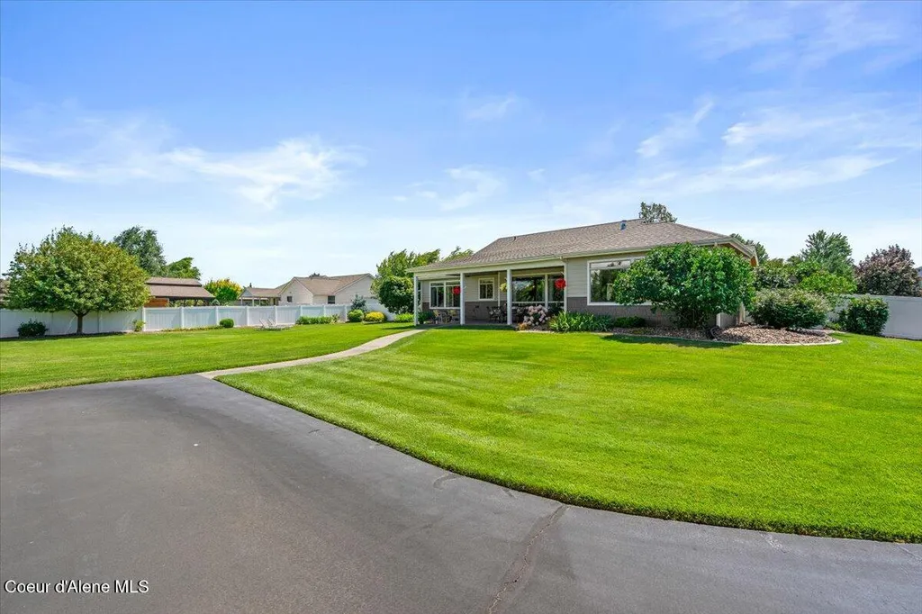 1287 W Grange Avenue Post Falls ID 83854