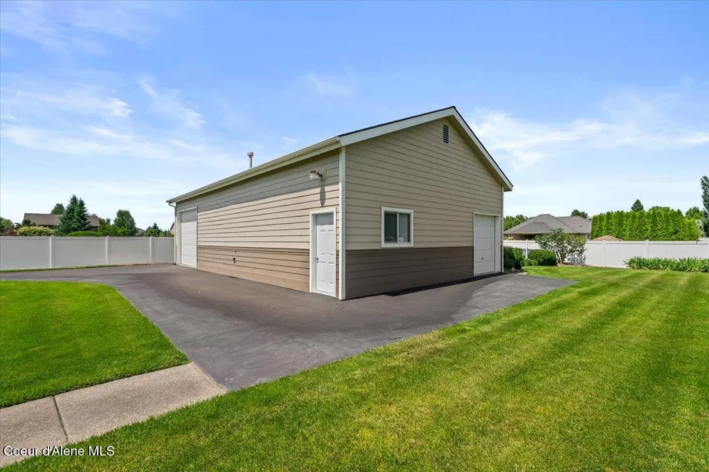 1287 W Grange Avenue Post Falls ID 83854