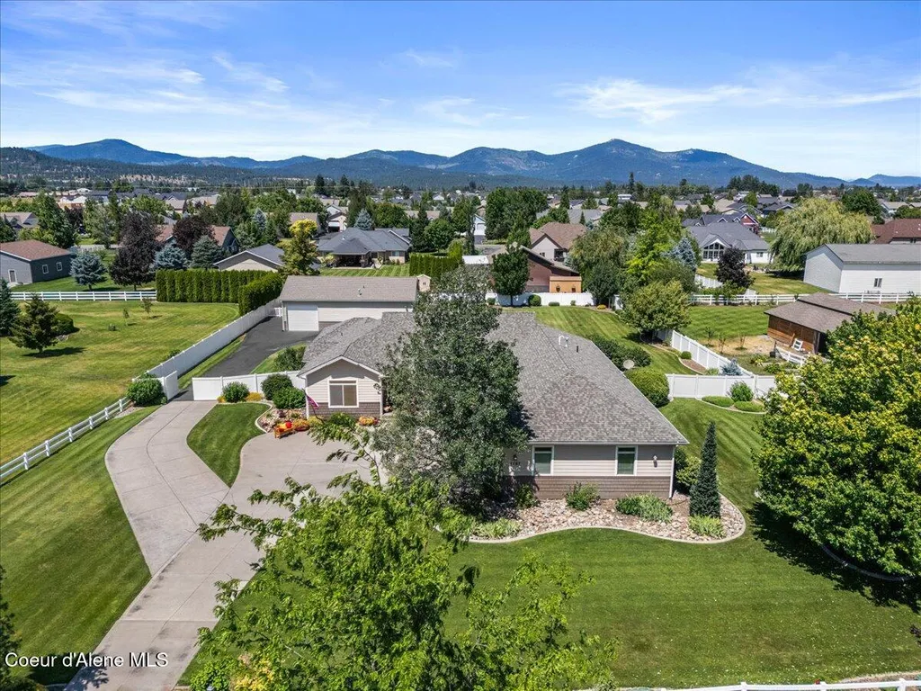 1287 W Grange Avenue Post Falls ID 83854