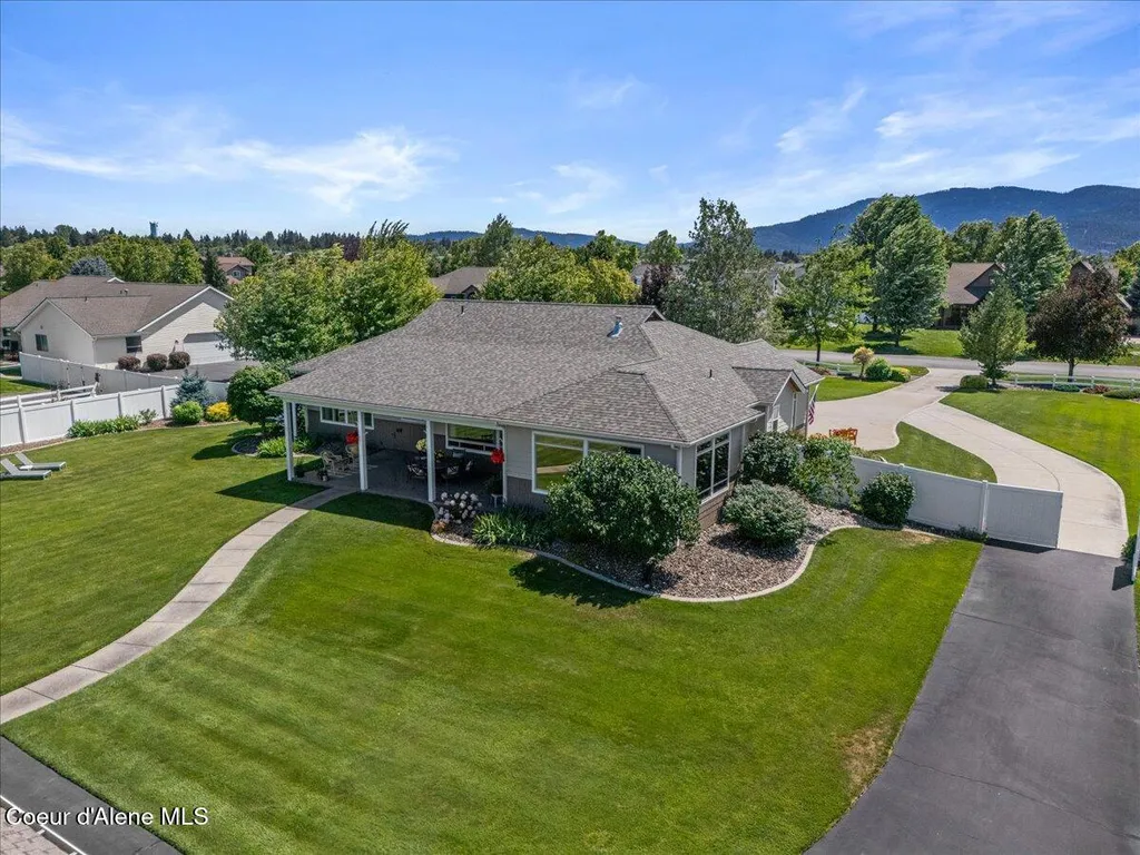 1287 W Grange Avenue Post Falls ID 83854