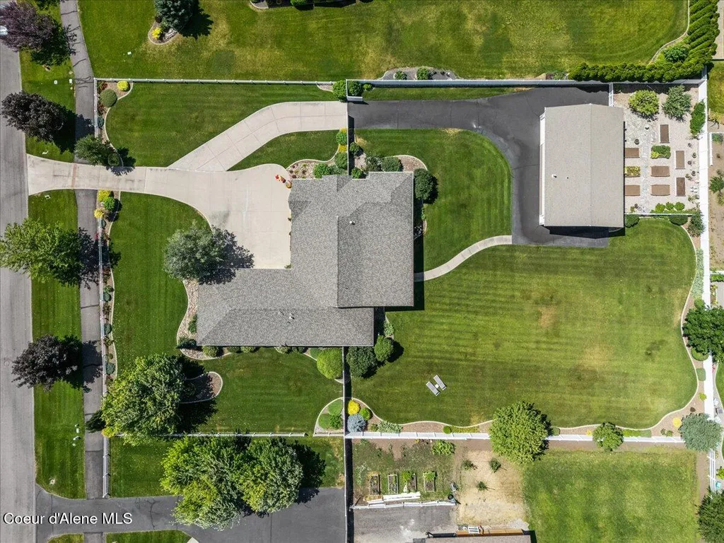 1287 W Grange Avenue Post Falls ID 83854