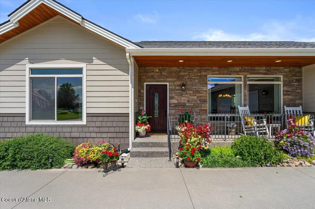 1287 W Grange Avenue Post Falls ID 83854